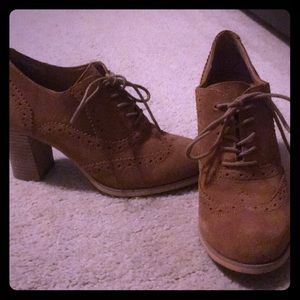 Steve Madden suede heels